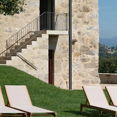 ファームステイ Quinta Do Outeiro 1598 *