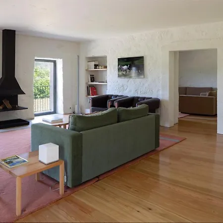 Quinta Do Outeiro 1598 Farm stay