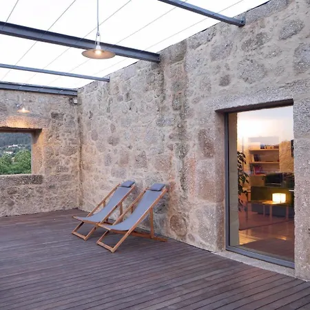 Farm stay Quinta Do Outeiro 1598 *