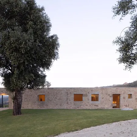 Quinta Do Outeiro 1598 Farm stay *