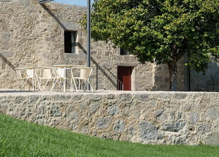 Quinta Do Outeiro 1598 *