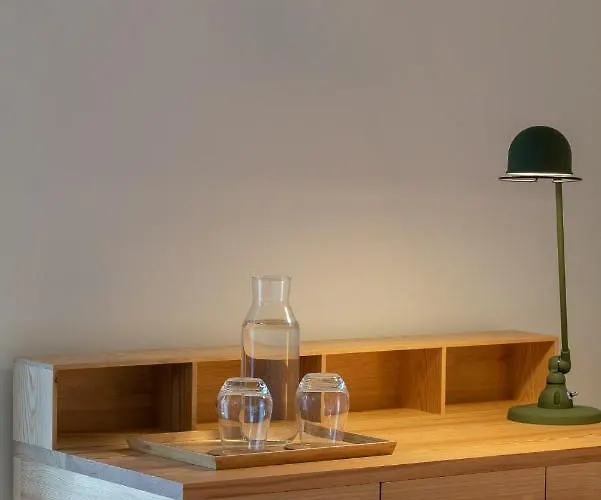 בית חווה Quinta Do Outeiro 1598 *